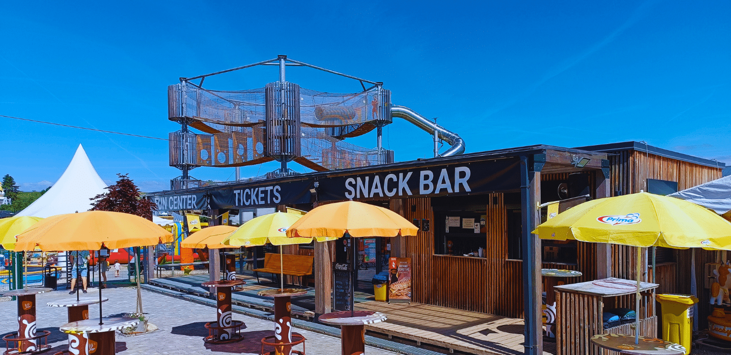 Snack bar